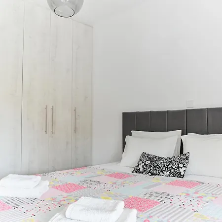 Middle Earth Apartment *